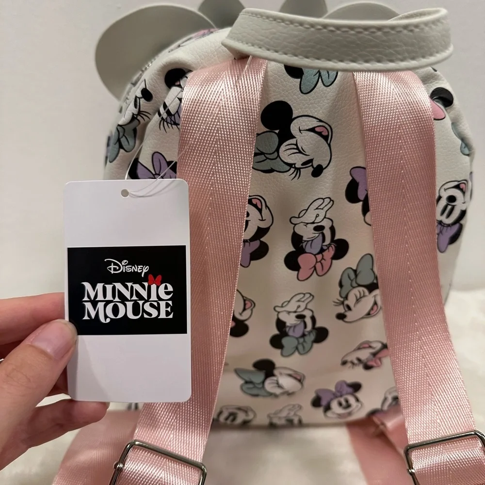 Minnie Mouse backpack purse! White and pink Mickey Mouse Disney land bag NWT!